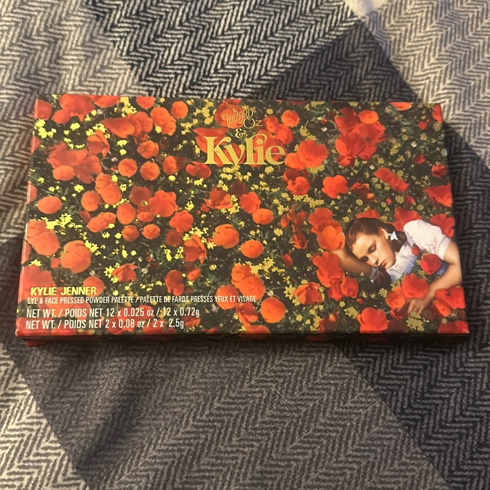 Kylie Jenner Eyeshadow Palette